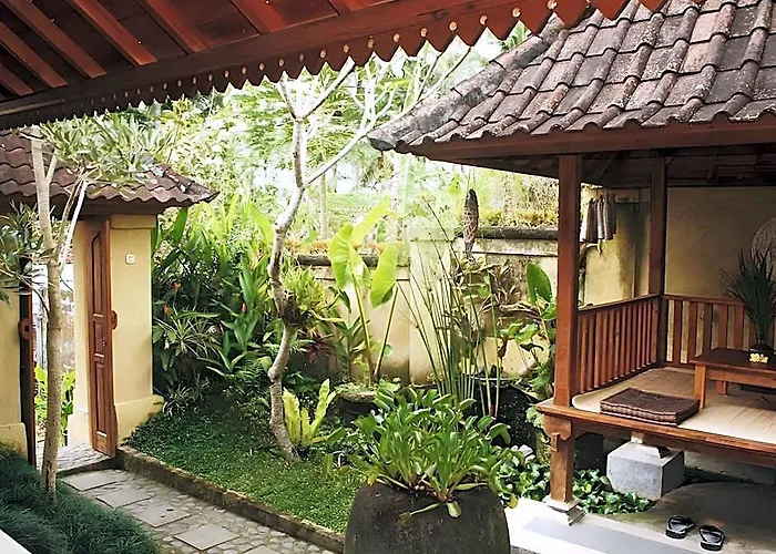 Uma Caming House バリ島
